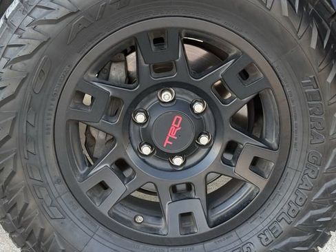 Used 2021 Toyota 4Runner Venture image 9