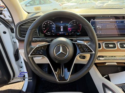 Used 2024 Mercedes-Benz GLE 350 4MATIC image 42