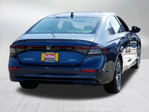 Used 2025 Honda Accord EX-L image 6