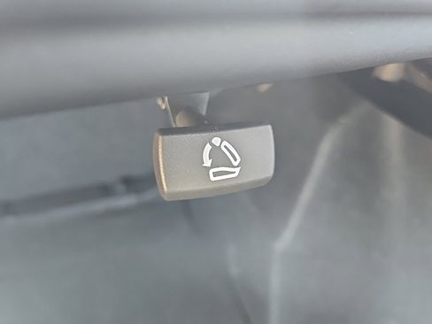 Used 2022 Chevrolet Malibu LS image 74