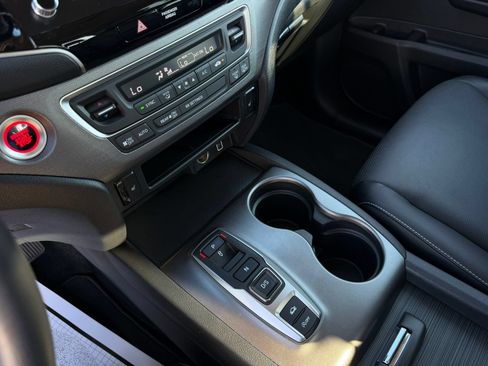 Used 2023 Honda Ridgeline RTL image 17