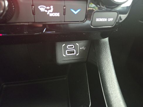 Used 2022 Jeep Compass Limited image 26