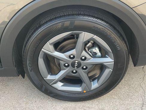 Used 2025 Kia K4 FWD image 7