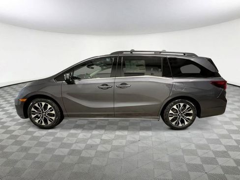 New 2026 Honda Odyssey Elite image 3