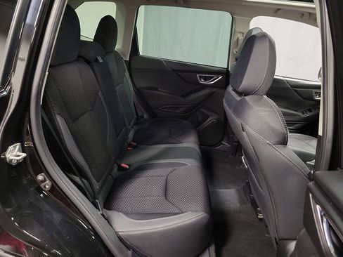 Used 2023 Subaru Forester Premium AWD/4WD image 26