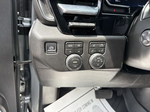 Used 2026 Chevrolet Silverado 1500 High Country AWD/4WD image 20