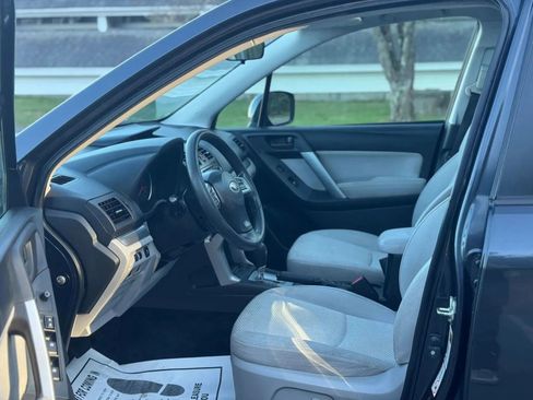Used 2014 Subaru Forester 2.5i Premium w/ All-Weather Package AWD/4WD image 12
