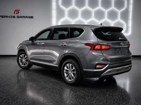 Used 2019 Hyundai Santa Fe SE FWD image 5