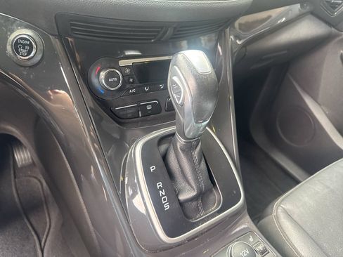 Used 2014 Ford Escape Titanium w/ Equipment Group 401A AWD/4WD image 18