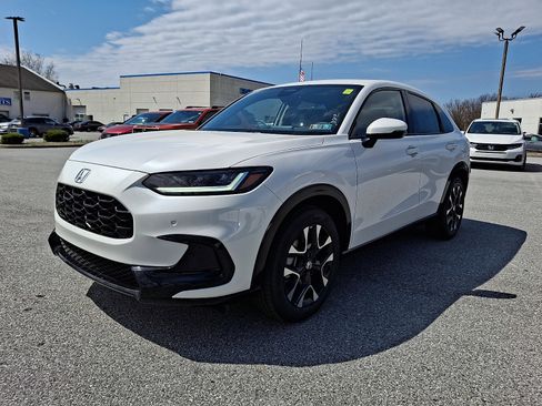 New 2026 Honda HR-V EX-L image 2