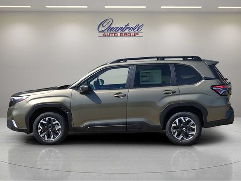 Used 2026 Subaru Forester Premium AWD/4WD image 7