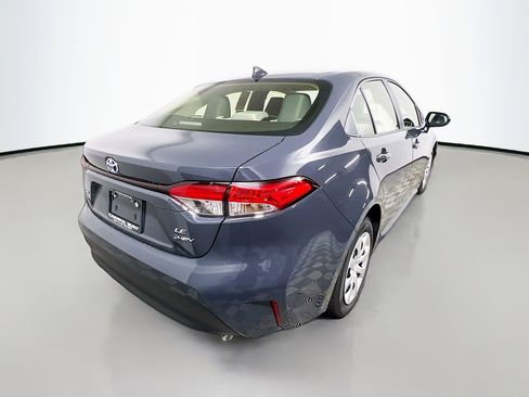 Used 2025 Toyota Corolla LE image 4