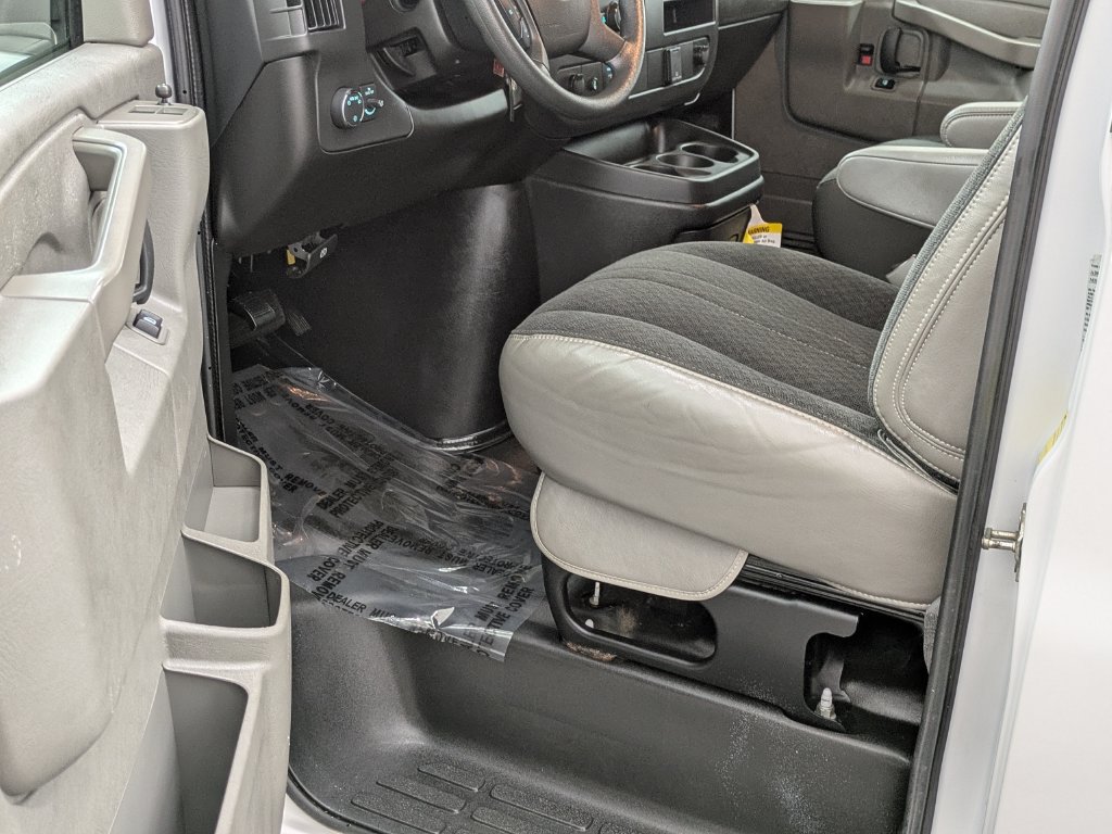 Used 2025 GMC Savana 2500 w/ Driver Convenience Package RWD image 26