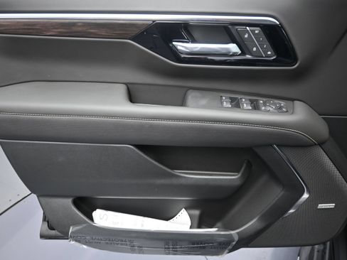 New 2026 Chevrolet Tahoe Premier AWD/4WD image 25