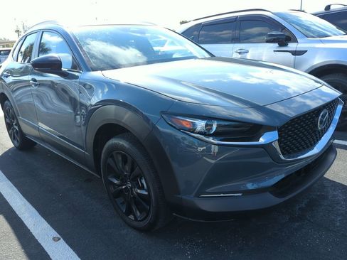 Used 2024 MAZDA CX-30 AWD 2.5 S w/ Preferred Package image 2