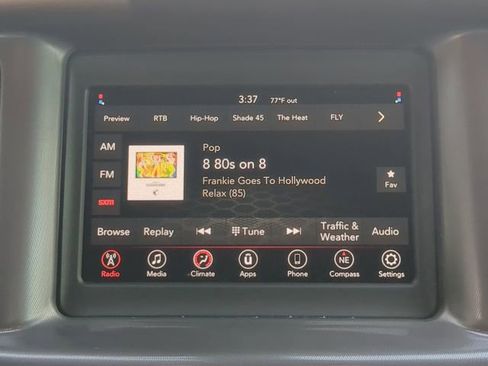 Used 2022 Dodge Charger SXT w/ Blacktop Package image 19