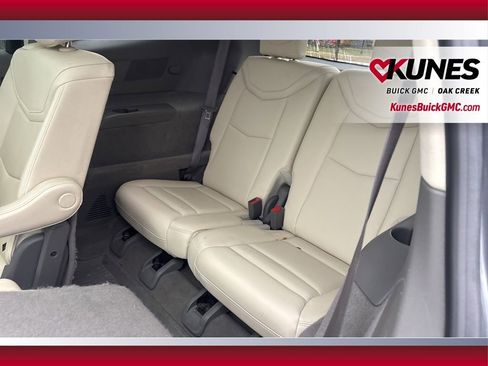 Used 2021 Cadillac XT6 Premium Luxury w/ LPO, Floor Liner Package image 24