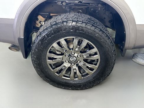 Used 2019 Nissan Titan Platinum Reserve w/ Platinum Utility Package AWD/4WD image 33