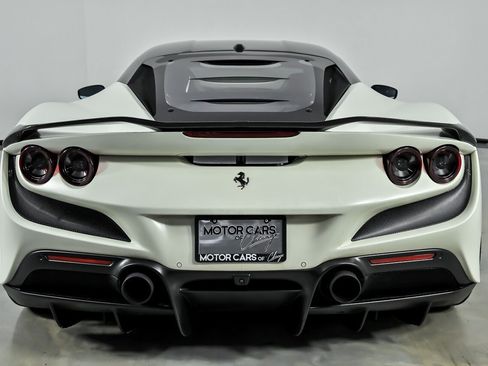 Used 2020 Ferrari F8 Tributo RWD image 8