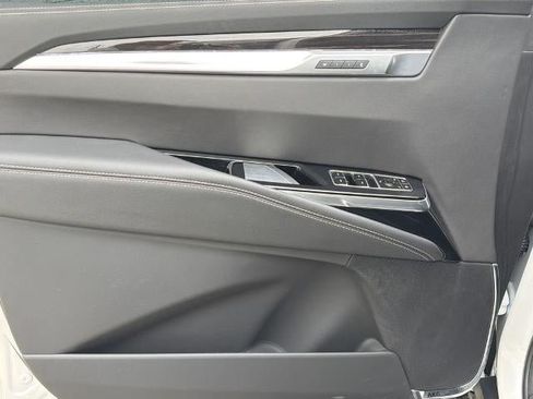 Certified 2025 Cadillac Escalade ESV Premium Luxury w/ Touring Package AWD/4WD image 10