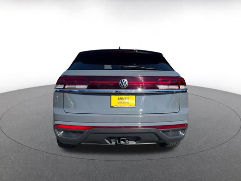 Used 2026 Volkswagen Atlas Cross Sport SE FWD image 10