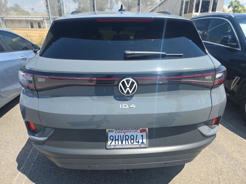 Used 2023 Volkswagen ID.4 Pro AWD/4WD image 2