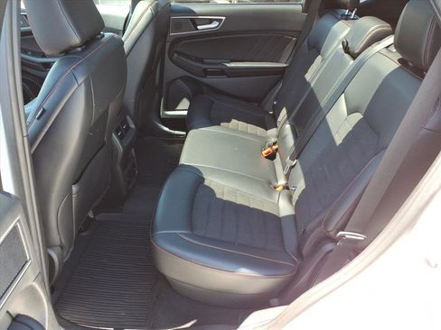 Certified 2024 Ford Edge ST-Line w/ Class II Trailer Tow Package AWD/4WD image 6