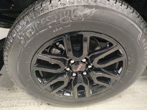 New 2026 GMC Sierra 1500 Elevation image 3