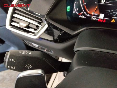 Used 2021 BMW X6 xDrive40i image 12