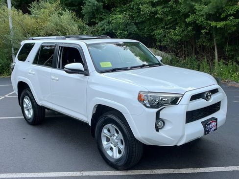 Used 2019 Toyota 4Runner SR5 Premium AWD/4WD image 7