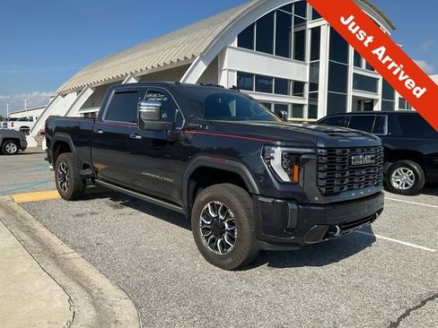 Used 2024 GMC Sierra 2500 Denali Ultimate image 1