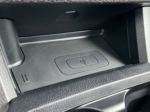 Used 2021 Toyota Tacoma TRD Off-Road image 11