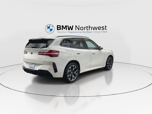 Used 2025 BMW X3 xDrive30i w/ Premium Package image 3