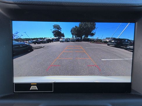 Used 2022 GMC Terrain SLT w/ LPO, Floor Liner Package image 15