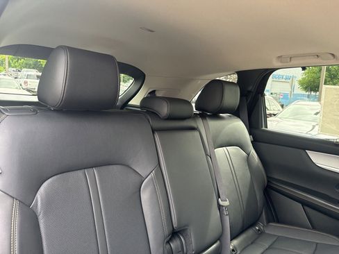 Used 2025 MAZDA CX-90 3.3 Turbo w/ Preferred Package image 17