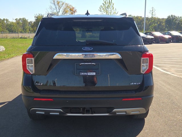 Used 2021 Ford Explorer XLT w/ Equipment Group 202A AWD/4WD image 8