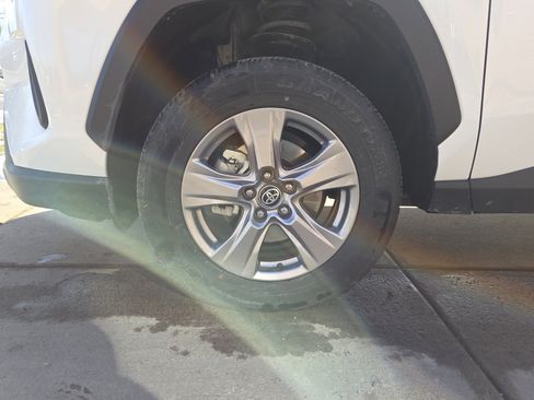 Used 2025 Toyota RAV4 XLE image 11