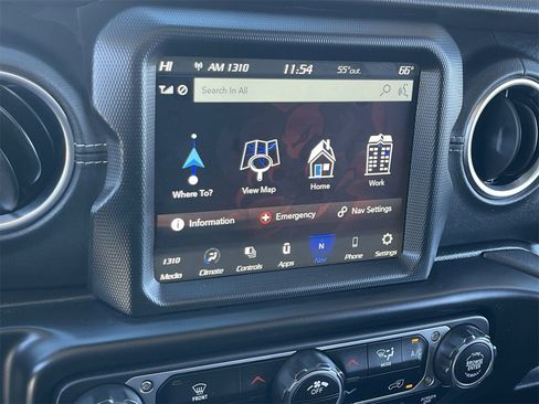 Used 2021 Jeep Wrangler Unlimited Sahara image 26