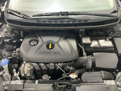 Used 2016 Hyundai Elantra Value Edition FWD image 19