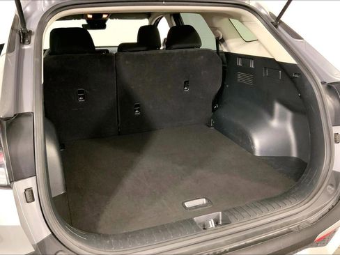 Used 2024 Kia Sportage LX image 4