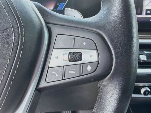 Used 2024 BMW X5 xDrive50e AWD/4WD image 39