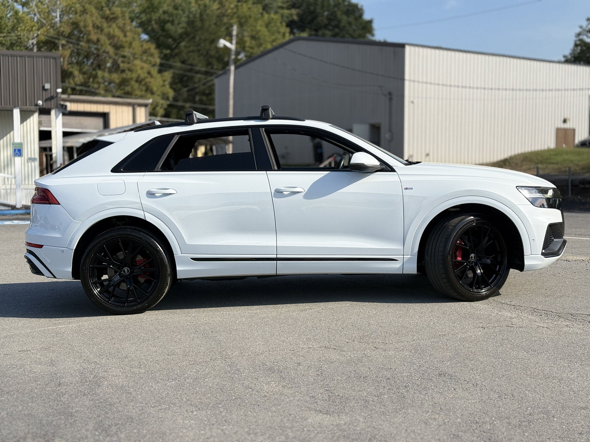 Used 2022 Audi Q8 Premium Plus AWD/4WD image 10