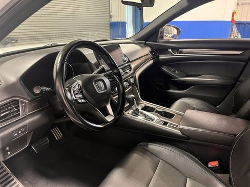 Used 2021 Honda Accord Sport image 23