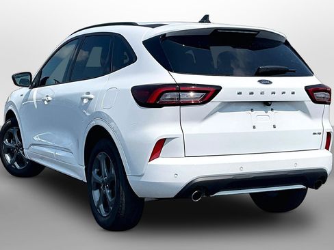 Used 2023 Ford Escape ST-Line w/ Tech Pack #1 AWD/4WD image 10