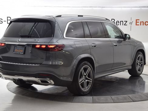 Used 2026 Mercedes-Benz GLS 450 4MATIC image 6
