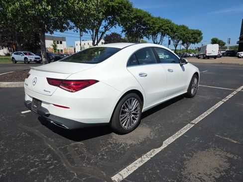Used 2023 Mercedes-Benz CLA 250 4MATIC image 2