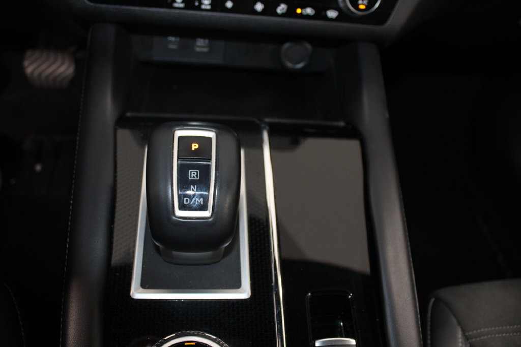 Used 2023 Mitsubishi Outlander SE Black Edition AWD/4WD image 39