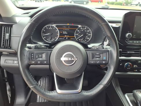 Used 2022 Nissan Pathfinder SV AWD/4WD image 20
