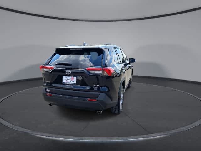 Certified 2025 Toyota RAV4 XLE AWD/4WD image 7