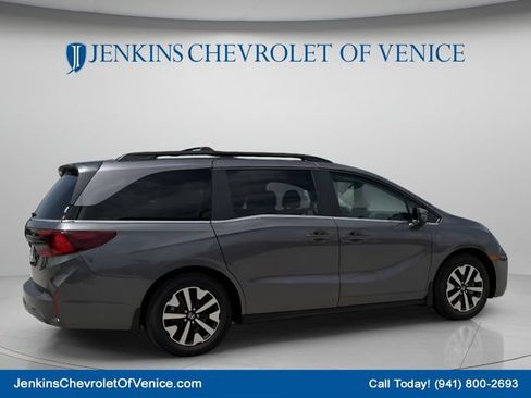 Used 2025 Honda Odyssey EX-L image 4